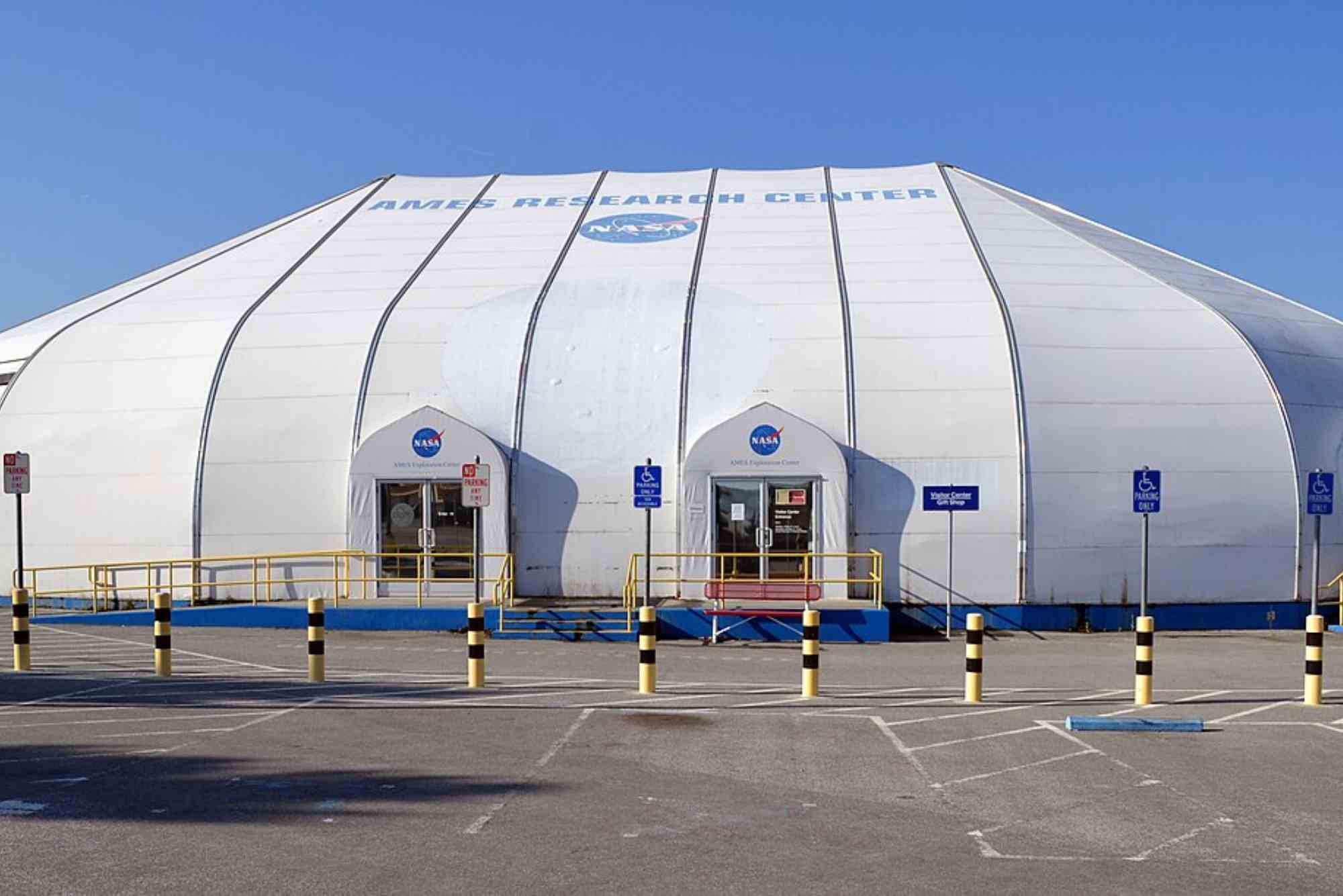 Nasa Ames Visitor Center Moffett Blvd Mountain View Ca 94043