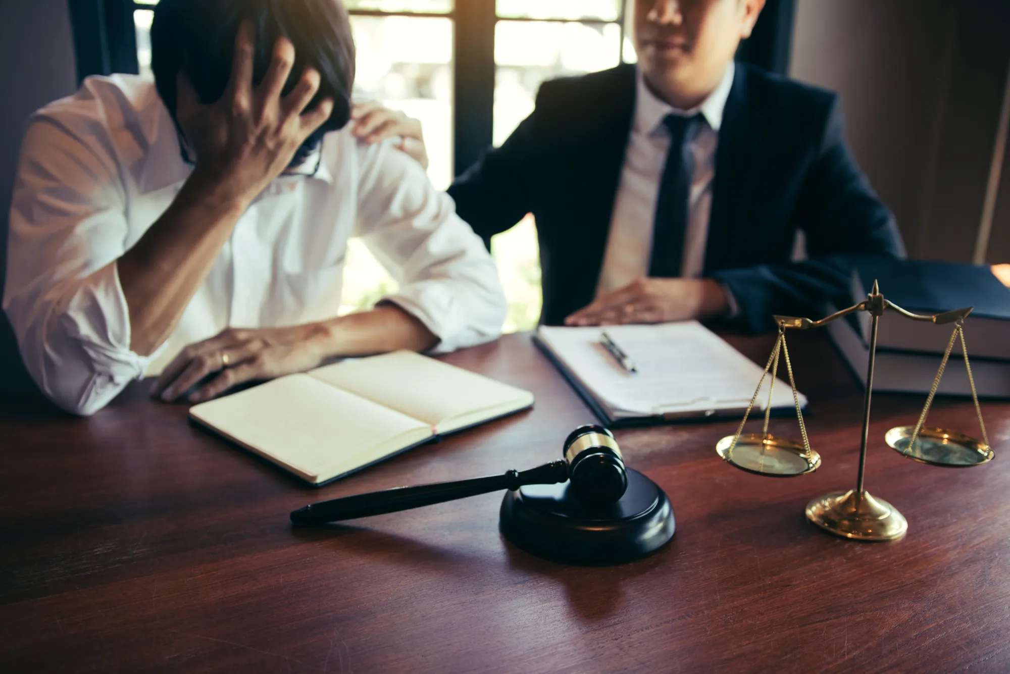 How do criminal lawyers in Dubai help clients avoid jail time