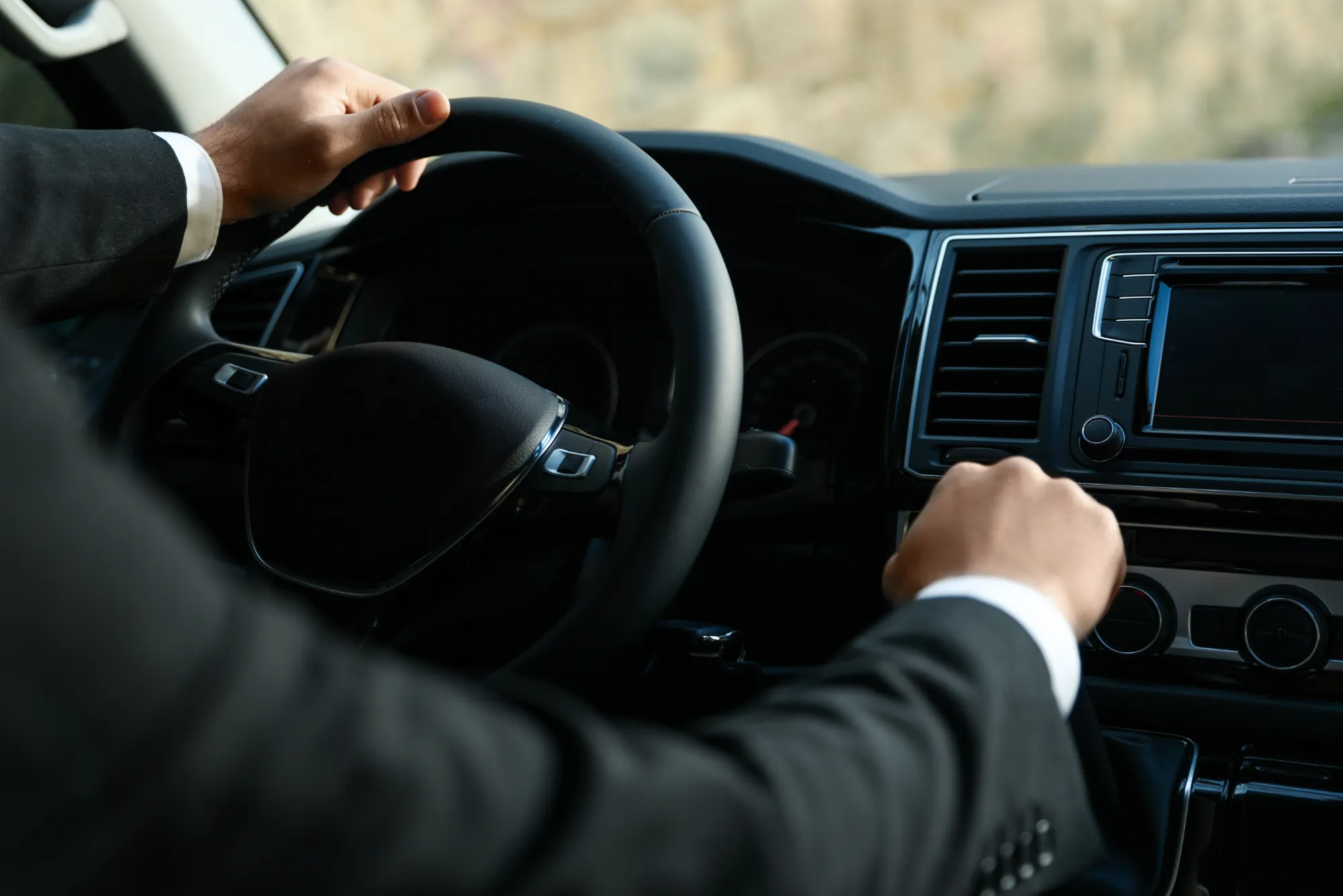 Dubai Airport to Hotel Your Complete Luxury Transportation