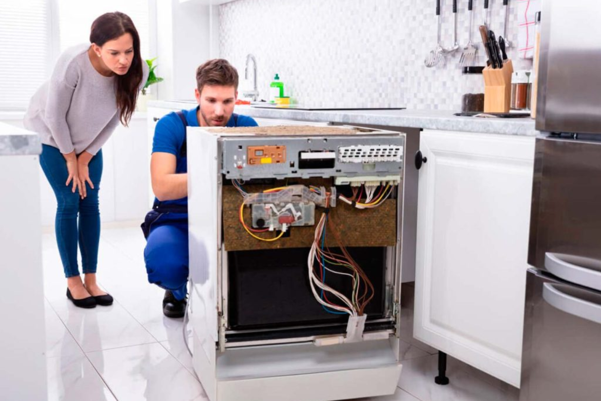 When to Call Experts for Washer Repair in Dubai