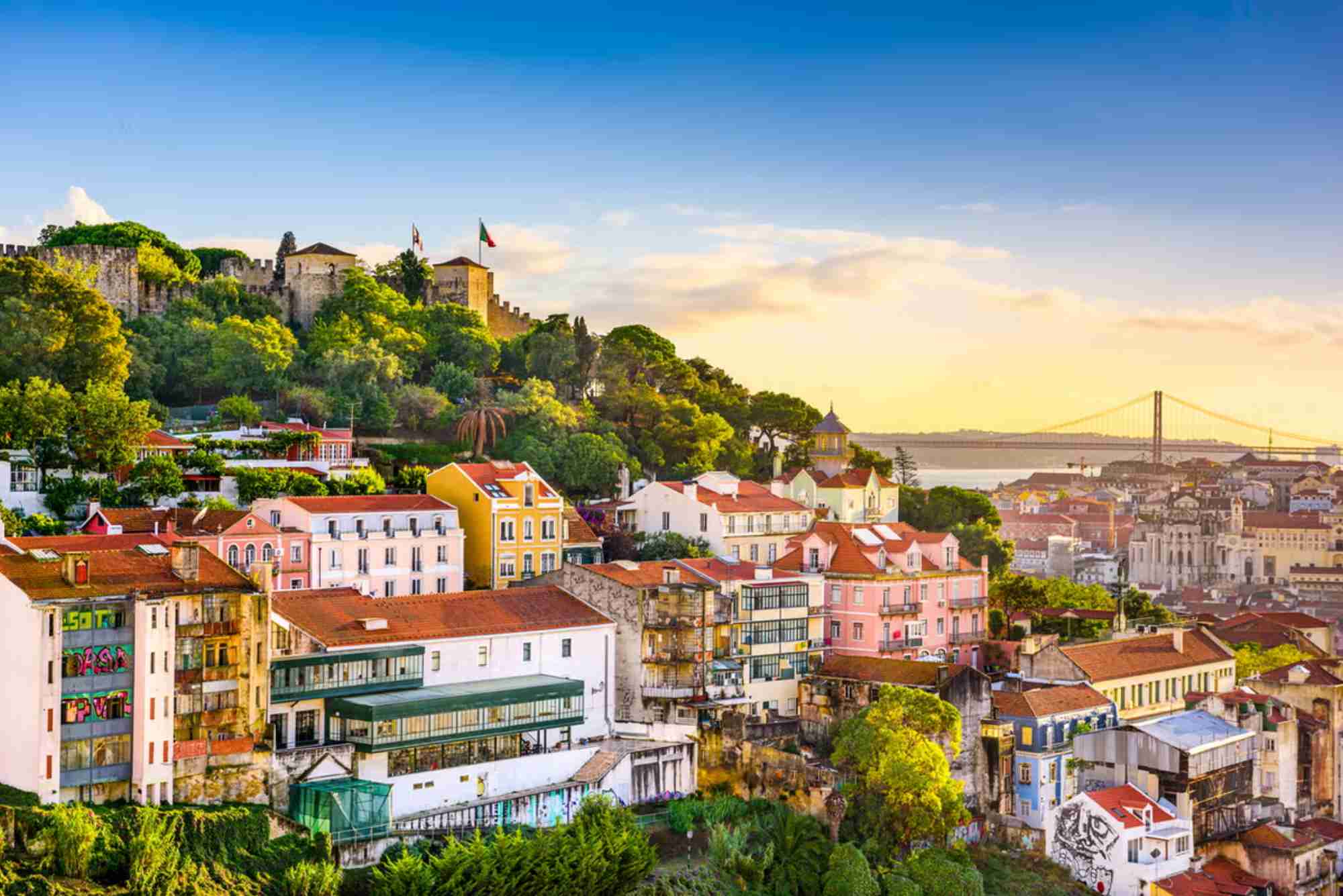7 Best Hikes Near Lisbon You Can Do This Weekend