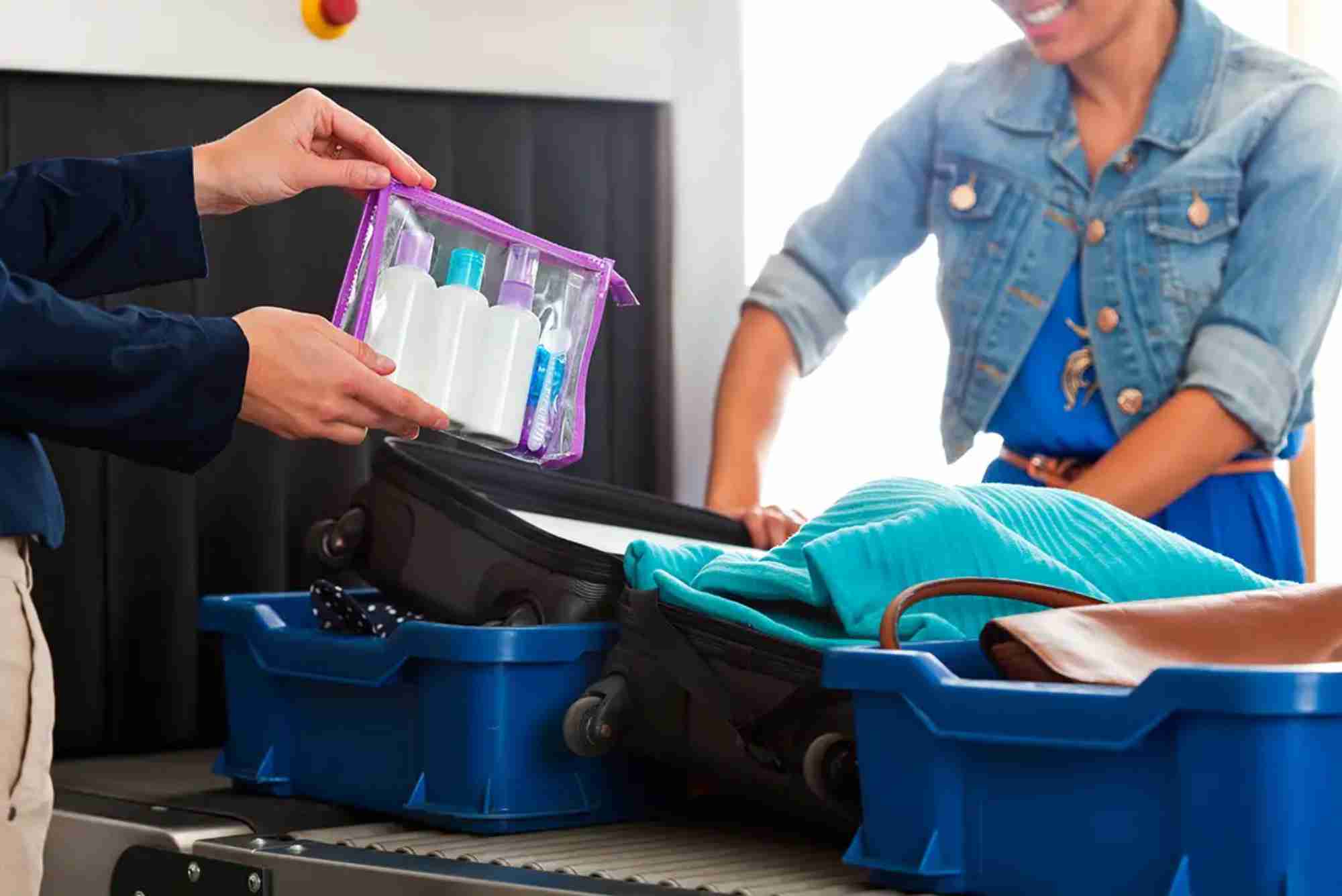 How to Pack Toiletries for International Flights (liquids rule)